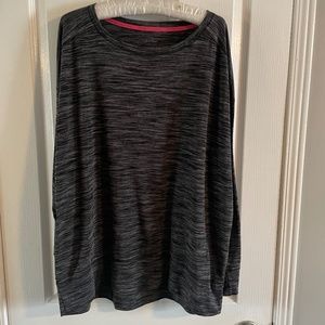 5 for $12.   1X Calvin Klein long sleeve tee layering top